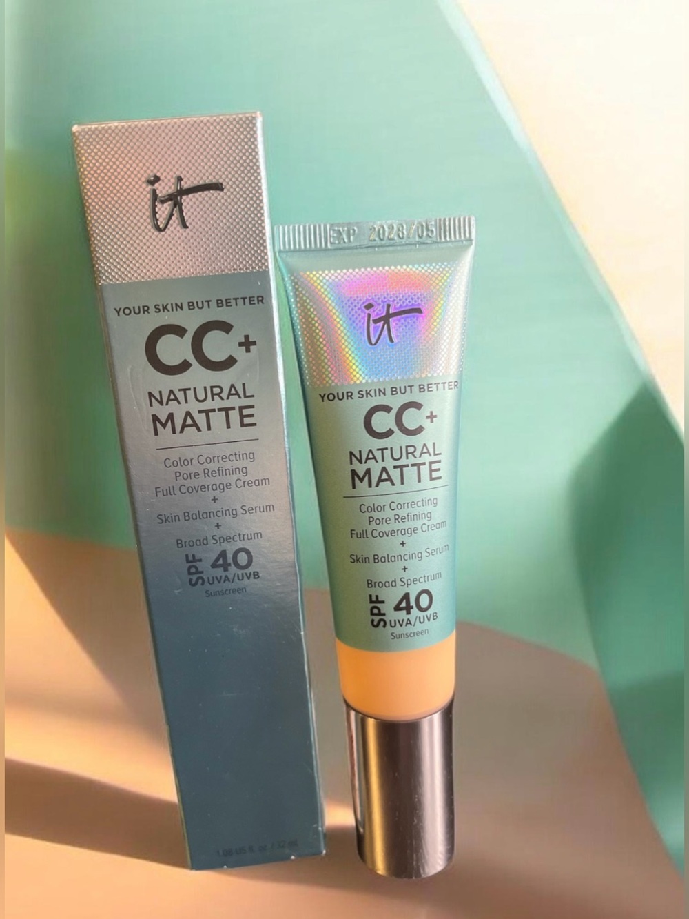 IT Cosmetics CC+ Natural Matte SPF 40 Color Correcting Cream - Light Medium Warm